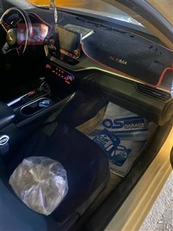 نيسان ألتيما